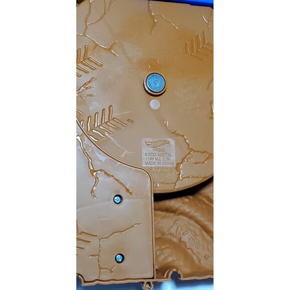 Hot Wheels Tiger Shark Arena Smashers + '68 Chevy Monster Truck Bundle Lot - Picture 3 of 13